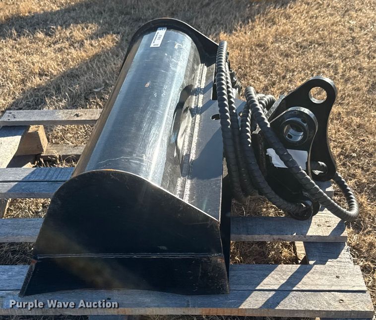 image for item ET4010 2024 GIYI mini excavator bucket