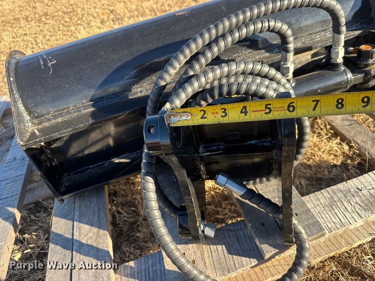 image for item ET4010 2024 GIYI mini excavator bucket