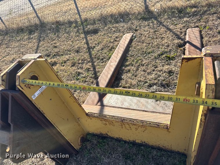 image for item ET4028 68