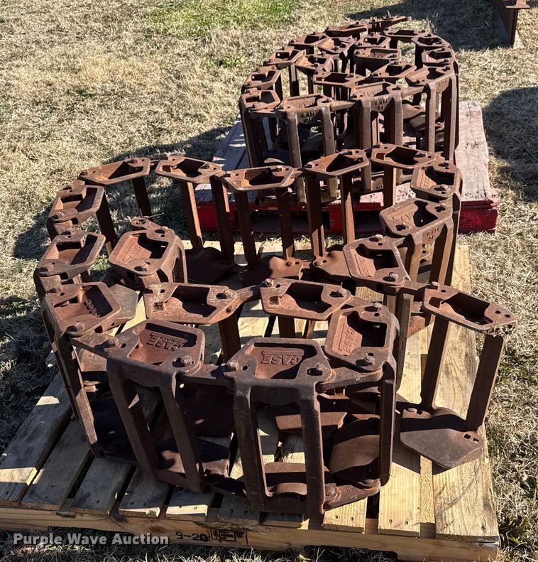 image for item ET4037 Case skid steer tracks