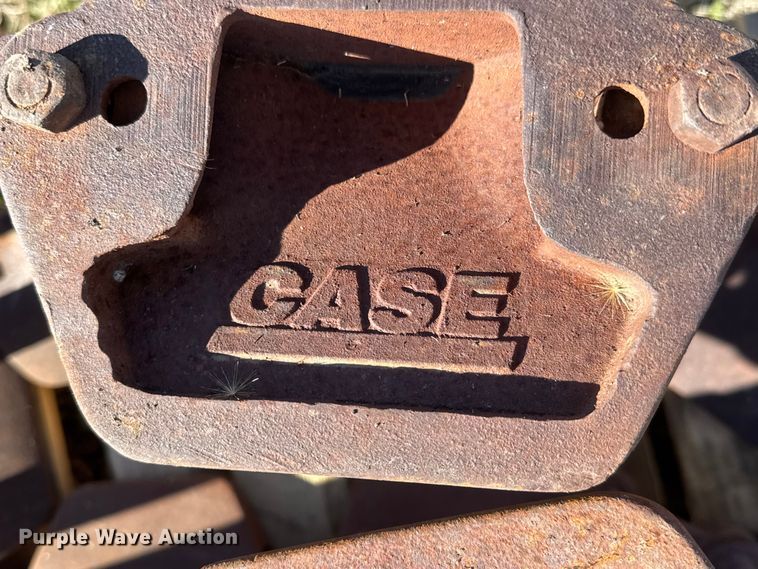 image for item ET4037 Case skid steer tracks