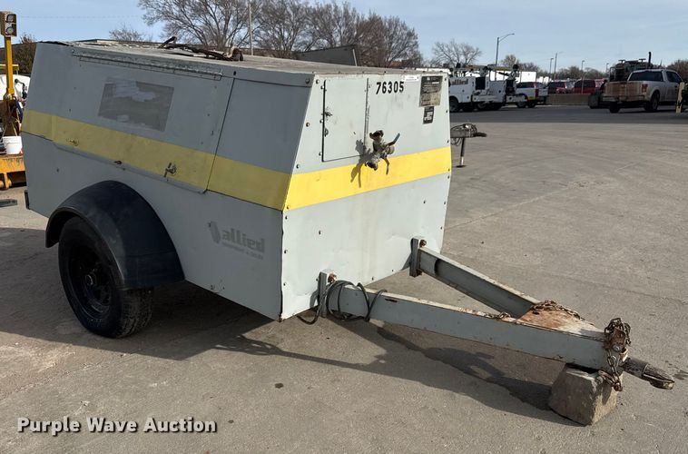 image for item ET4046 1997 LeRoi Q185DJ-E air compressor