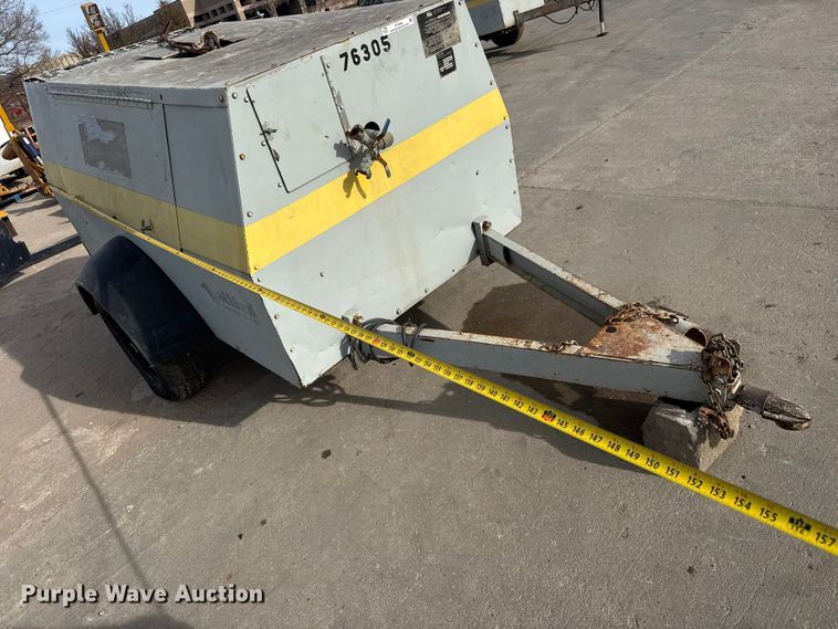 image for item ET4046 1997 LeRoi Q185DJ-E air compressor