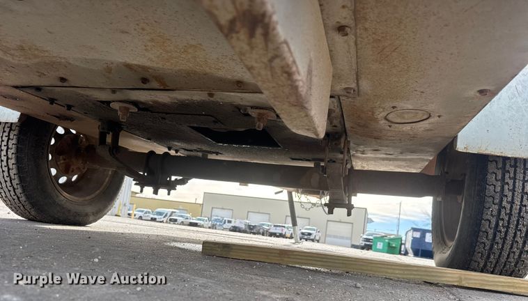 image for item ET4047 1994 LeRoi 185 air compressor