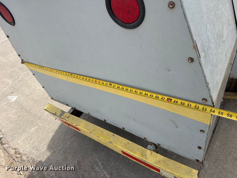 image for item ET4047 1994 LeRoi 185 air compressor