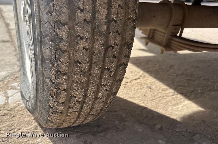 image for item ET4048 2002 CompAir LeRoi Q185DJ-E air compressor