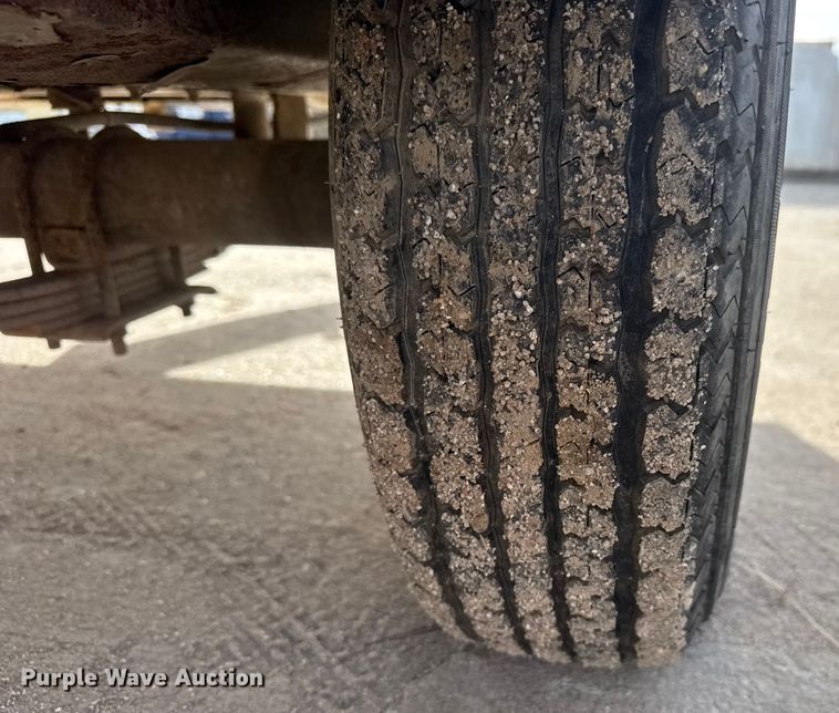 image for item ET4048 2002 CompAir LeRoi Q185DJ-E air compressor