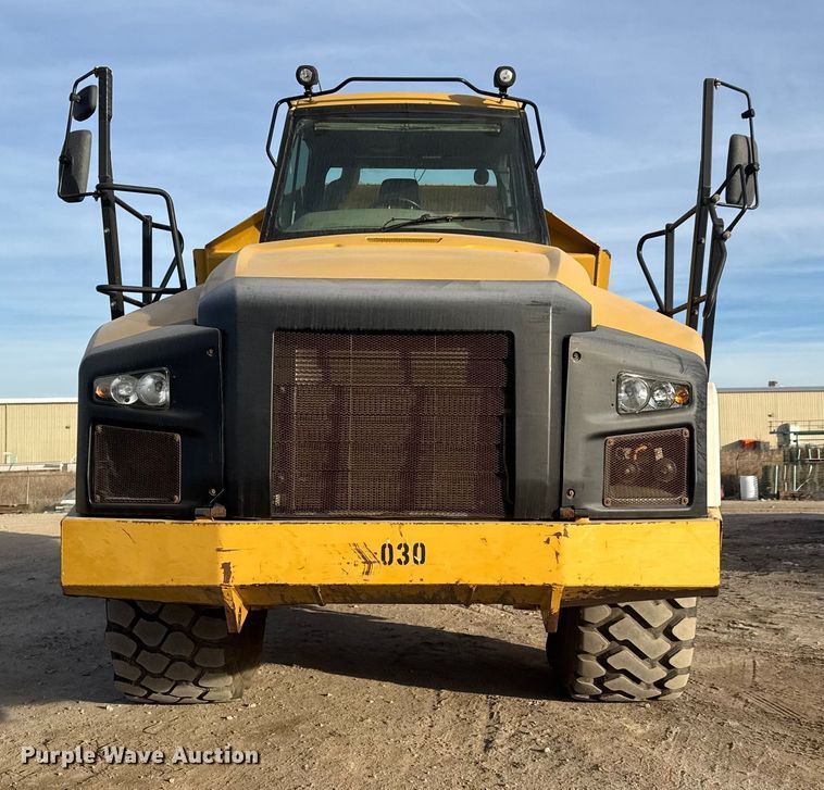 image for item ET4050 2012 Caterpillar 740B articulated haul truck