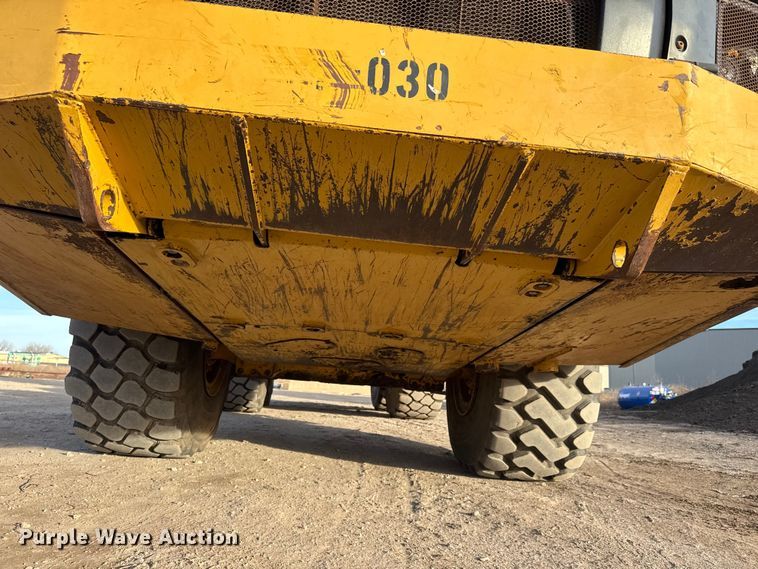 image for item ET4050 2012 Caterpillar 740B articulated haul truck