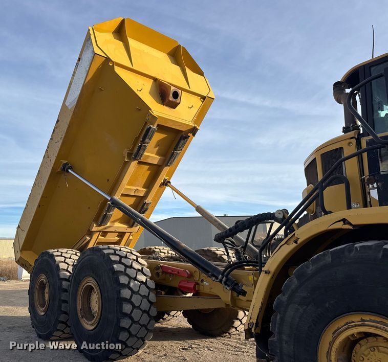 image for item ET4050 2012 Caterpillar 740B articulated haul truck