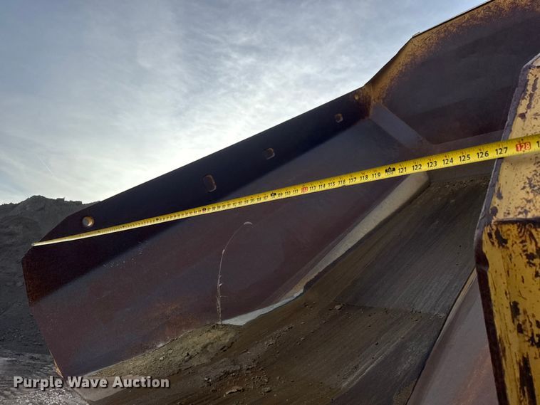 image for item ET4050 2012 Caterpillar 740B articulated haul truck