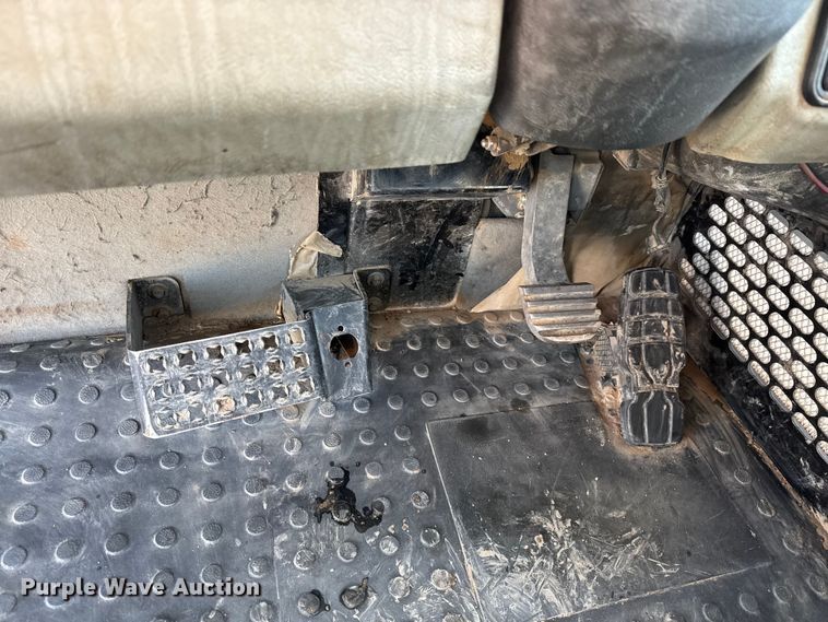 image for item ET4050 2012 Caterpillar 740B articulated haul truck