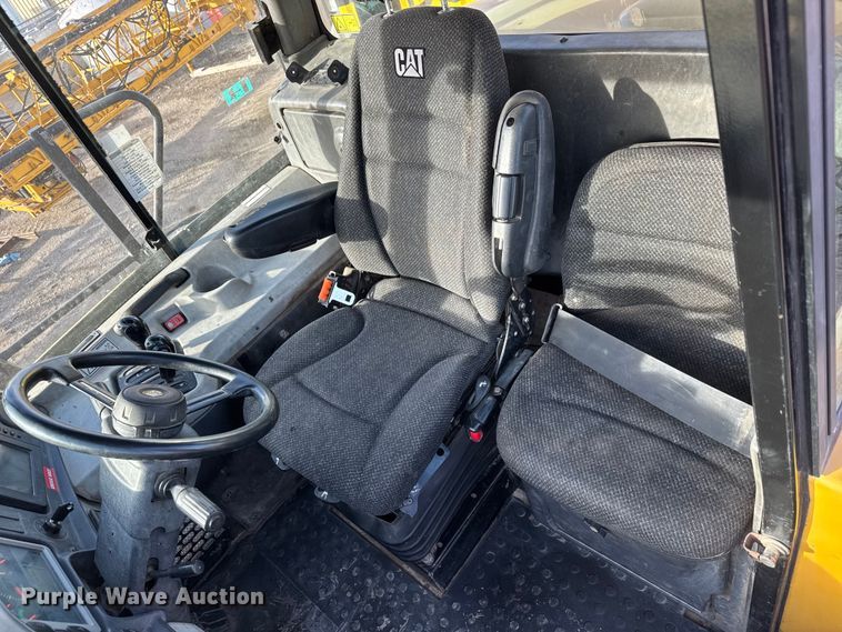 image for item ET4050 2012 Caterpillar 740B articulated haul truck