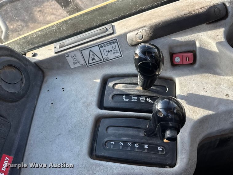 image for item ET4050 2012 Caterpillar 740B articulated haul truck