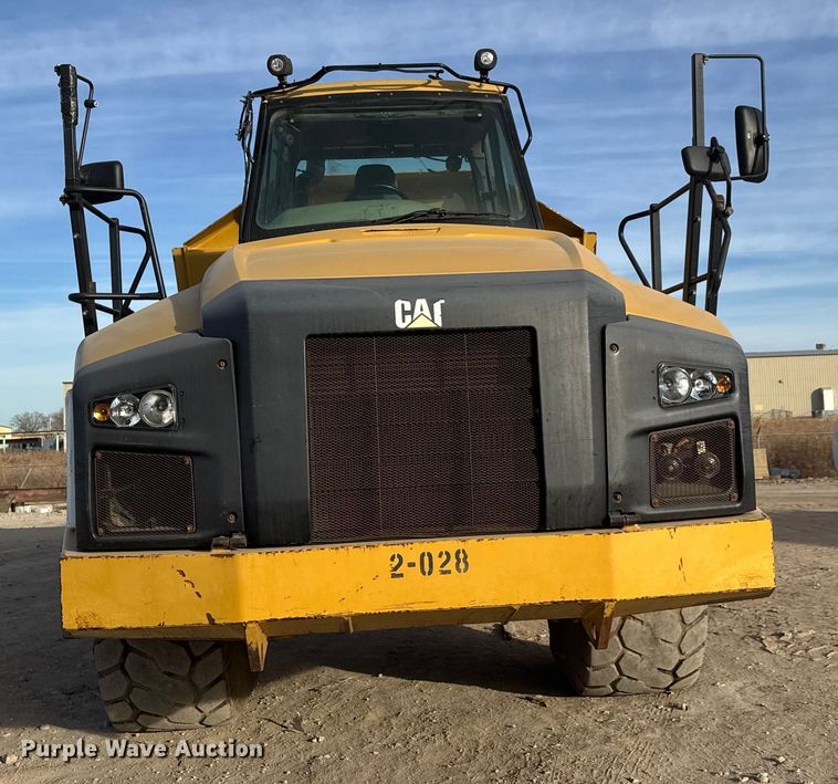 image for item ET4051 2012 Caterpillar 740B articulated haul truck
