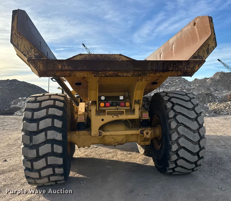 image for item ET4051 2012 Caterpillar 740B articulated haul truck