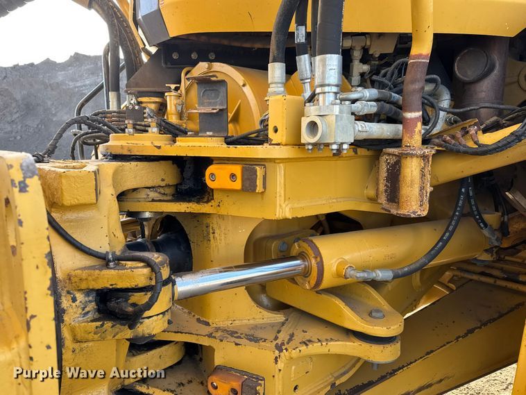 image for item ET4051 2012 Caterpillar 740B articulated haul truck