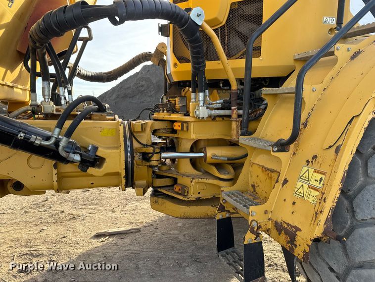 image for item ET4051 2012 Caterpillar 740B articulated haul truck