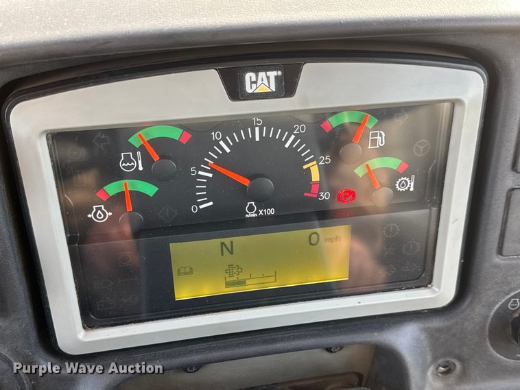 image for item ET4051 2012 Caterpillar 740B articulated haul truck