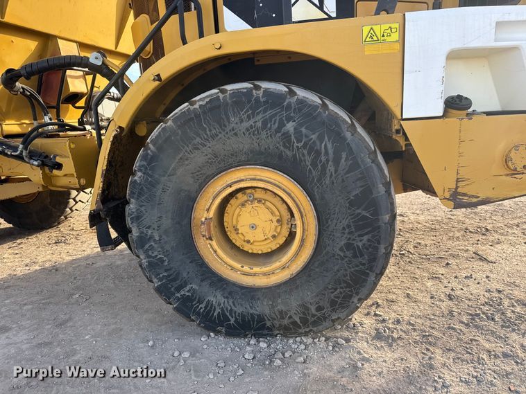 image for item ET4051 2012 Caterpillar 740B articulated haul truck