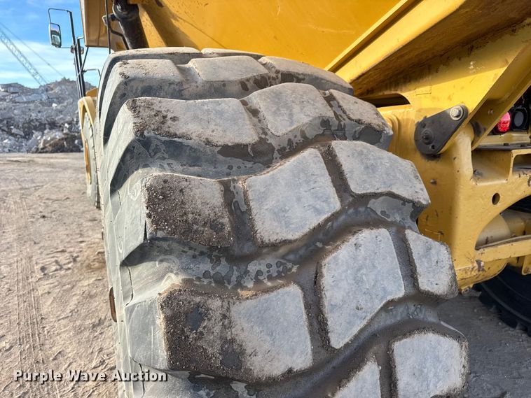 image for item ET4051 2012 Caterpillar 740B articulated haul truck