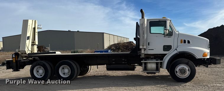 image for item ET4052 2006 Sterling L9500 crane truck