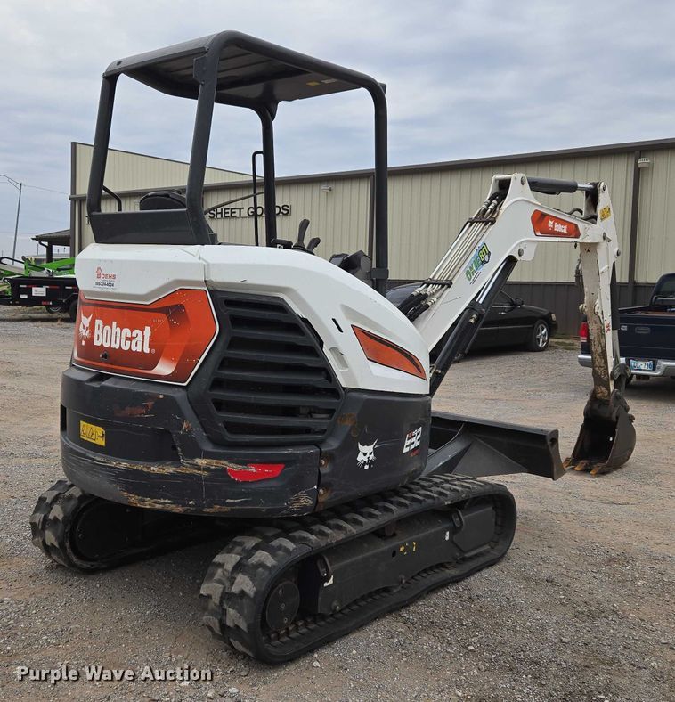 image for item ET5280 2022 Bobcat E32i mini excavator