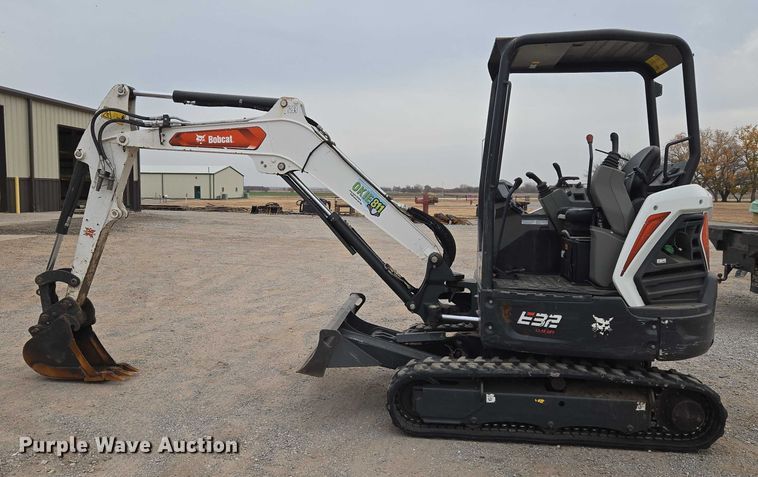 image for item ET5280 2022 Bobcat E32i mini excavator