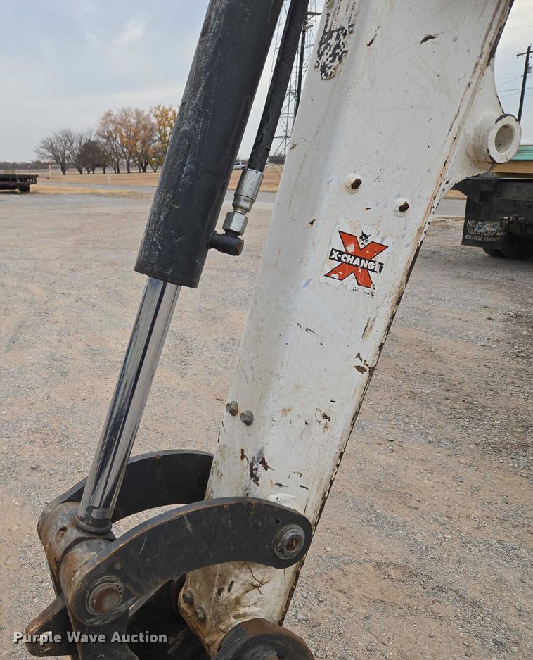 image for item ET5280 2022 Bobcat E32i mini excavator