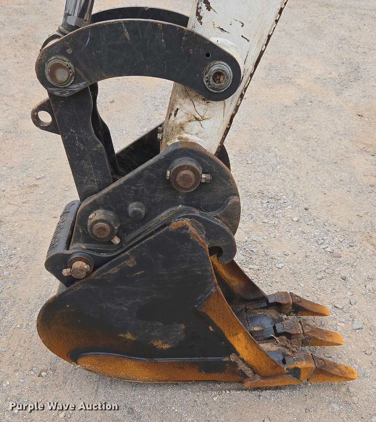 image for item ET5280 2022 Bobcat E32i mini excavator