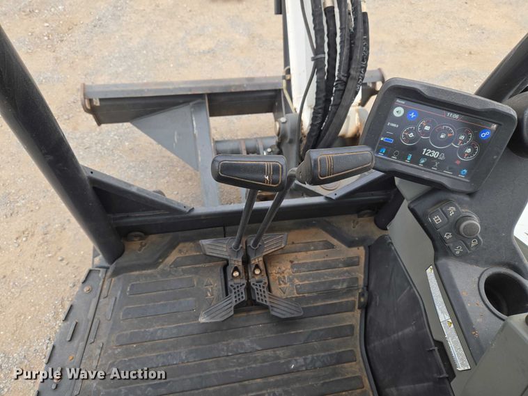 image for item ET5280 2022 Bobcat E32i mini excavator