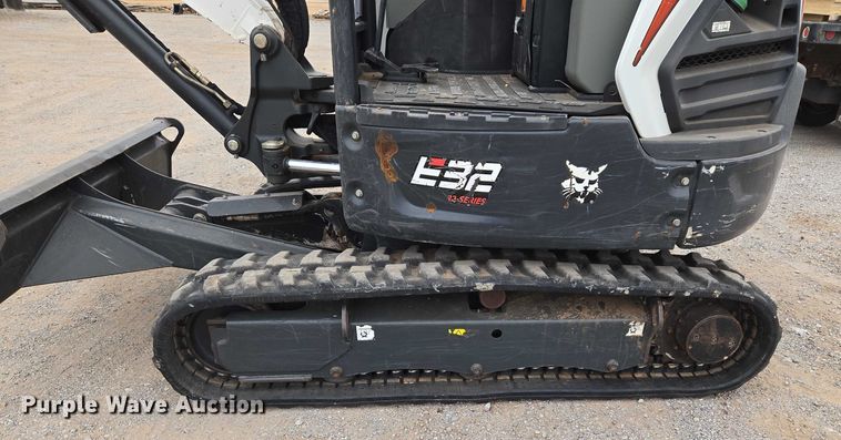 image for item ET5280 2022 Bobcat E32i mini excavator
