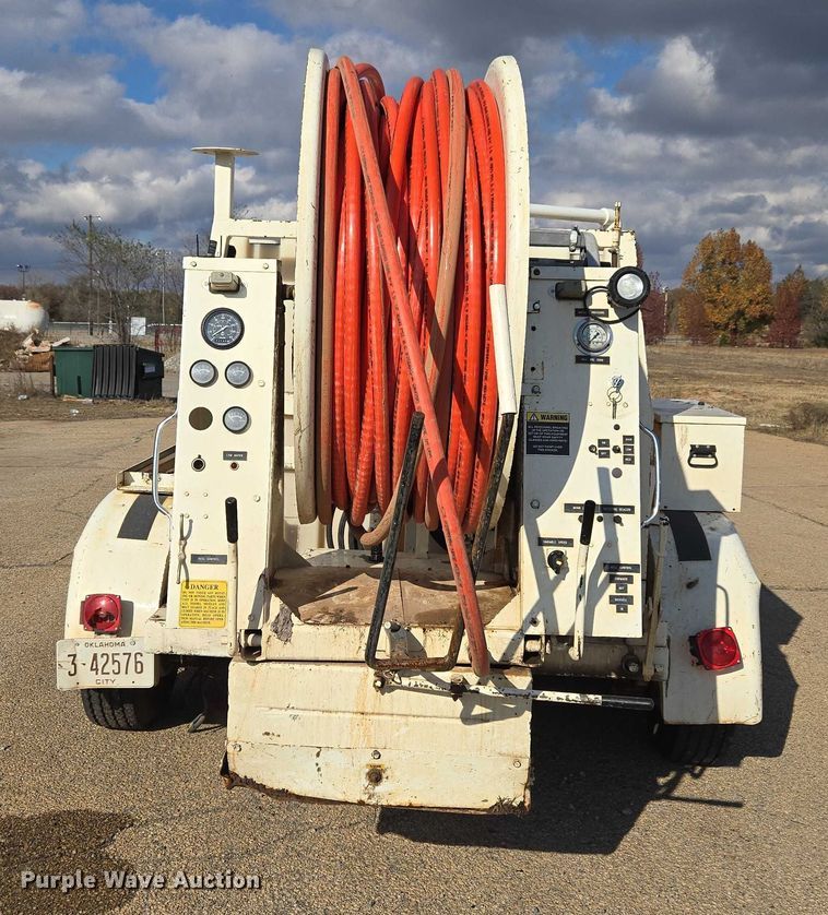 image for item ET5288 1996 Sewer Equipment CO.  sewer jetter trailer