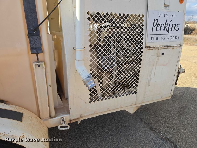 image for item ET5288 1996 Sewer Equipment CO.  sewer jetter trailer