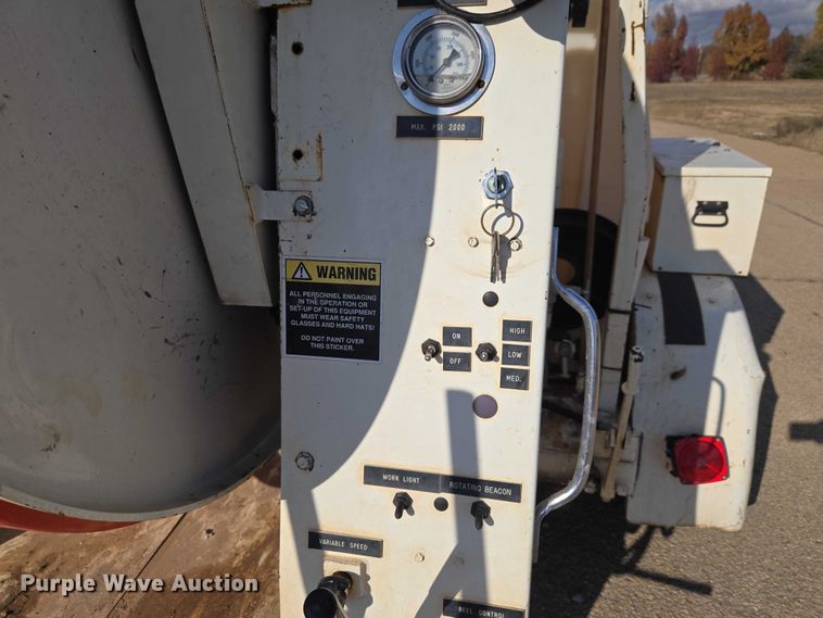 image for item ET5288 1996 Sewer Equipment CO.  sewer jetter trailer