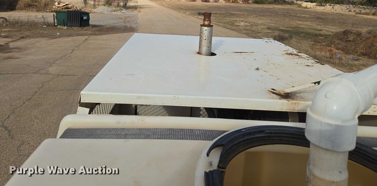 image for item ET5288 1996 Sewer Equipment CO.  sewer jetter trailer