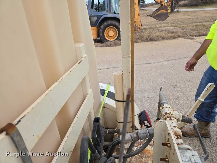 image for item ET5288 1996 Sewer Equipment CO.  sewer jetter trailer