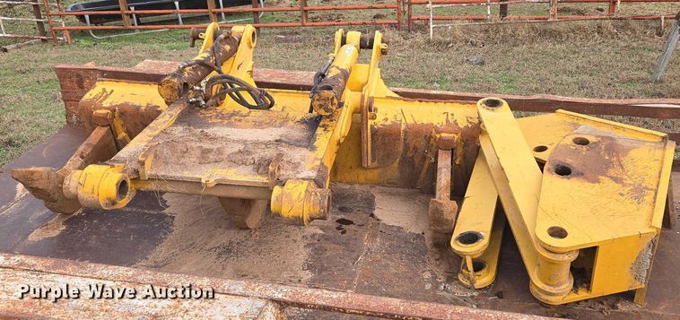 image for item ET5335 John Deere ripper attachment