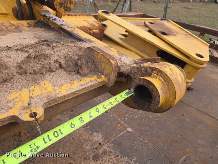 image for item ET5335 John Deere ripper attachment