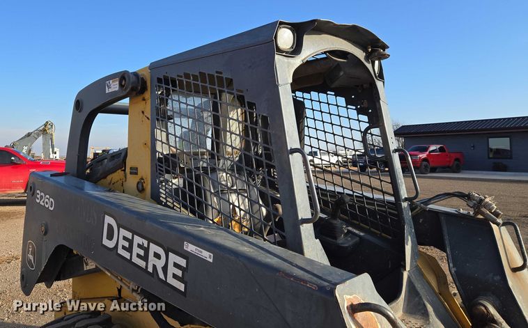 image for item ET5350 2013 John Deere 326D skid steer loader