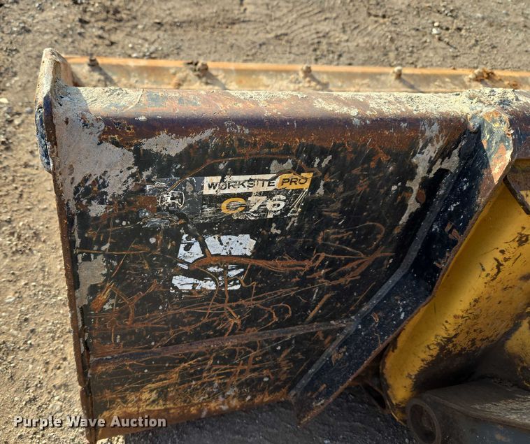 image for item ET5350 2013 John Deere 326D skid steer loader