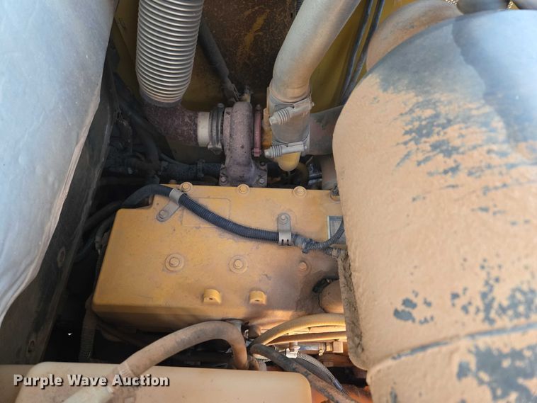 image for item ET5350 2013 John Deere 326D skid steer loader