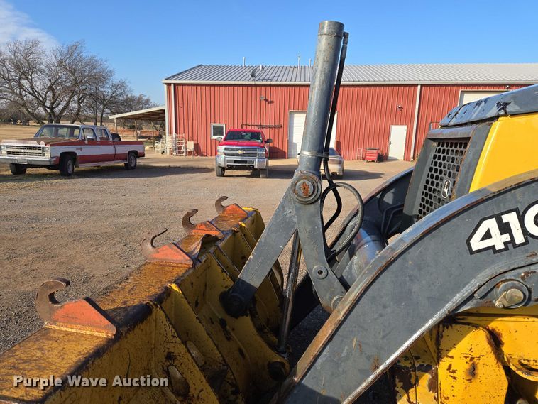 image for item ET5351 2008 John Deere 410J backhoe