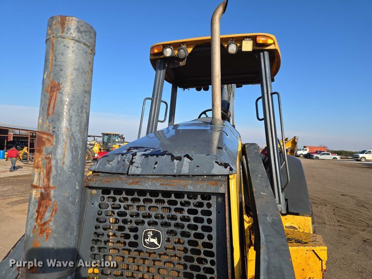image for item ET5351 2008 John Deere 410J backhoe