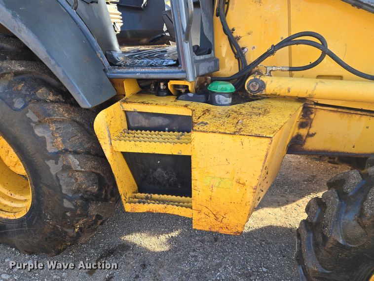 image for item ET5351 2008 John Deere 410J backhoe