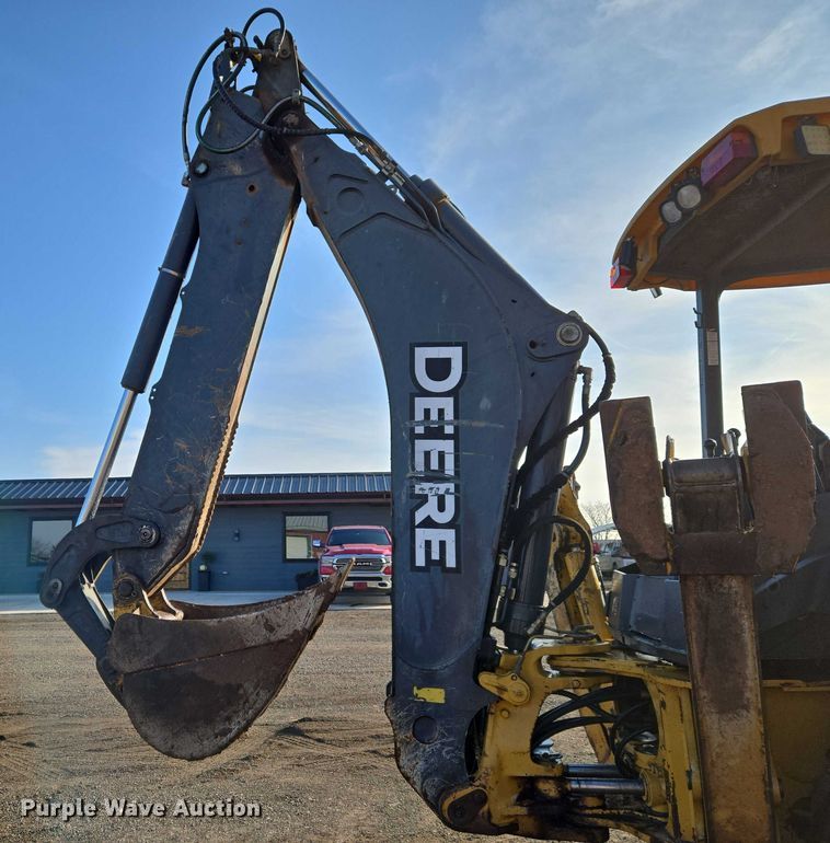 image for item ET5351 2008 John Deere 410J backhoe