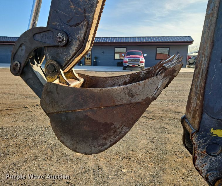 image for item ET5351 2008 John Deere 410J backhoe