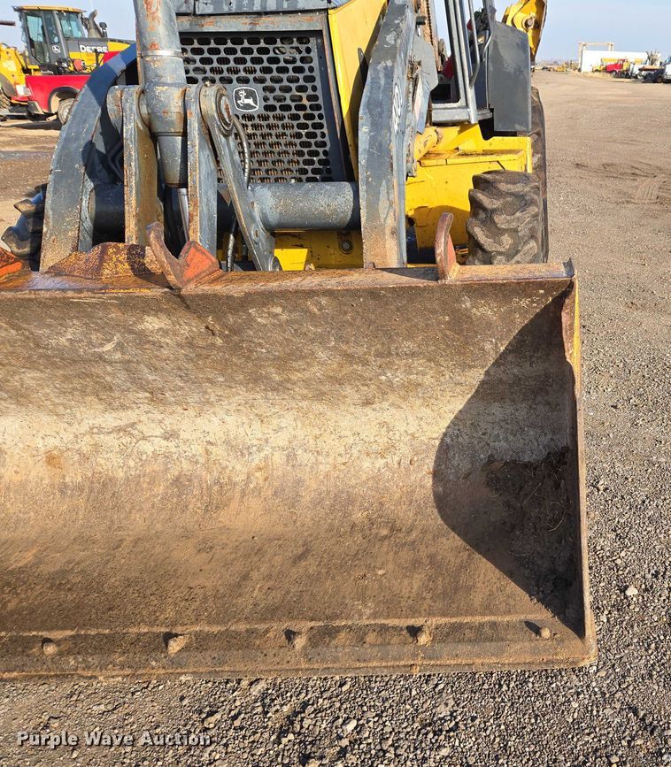 image for item ET5351 2008 John Deere 410J backhoe