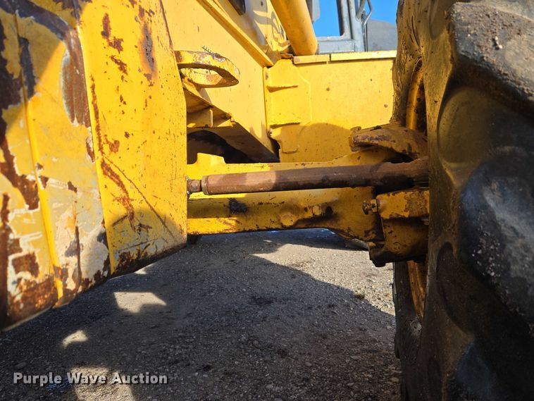 image for item ET5351 2008 John Deere 410J backhoe