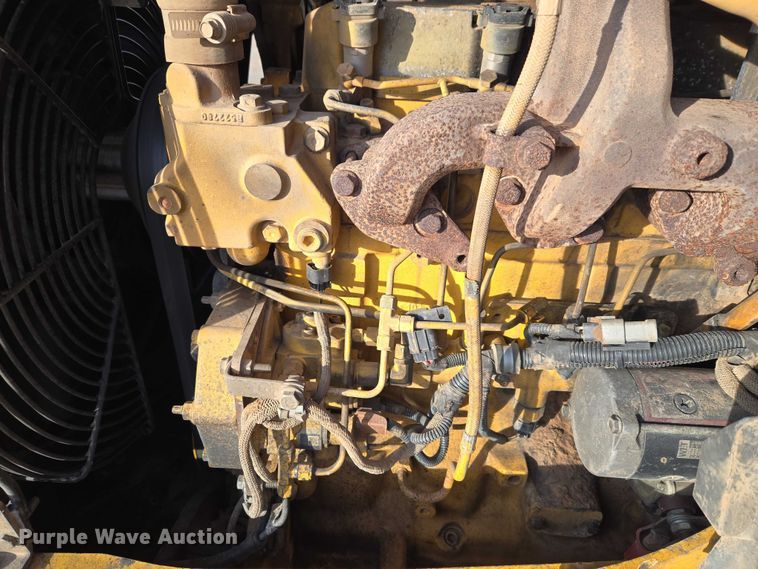 image for item ET5351 2008 John Deere 410J backhoe